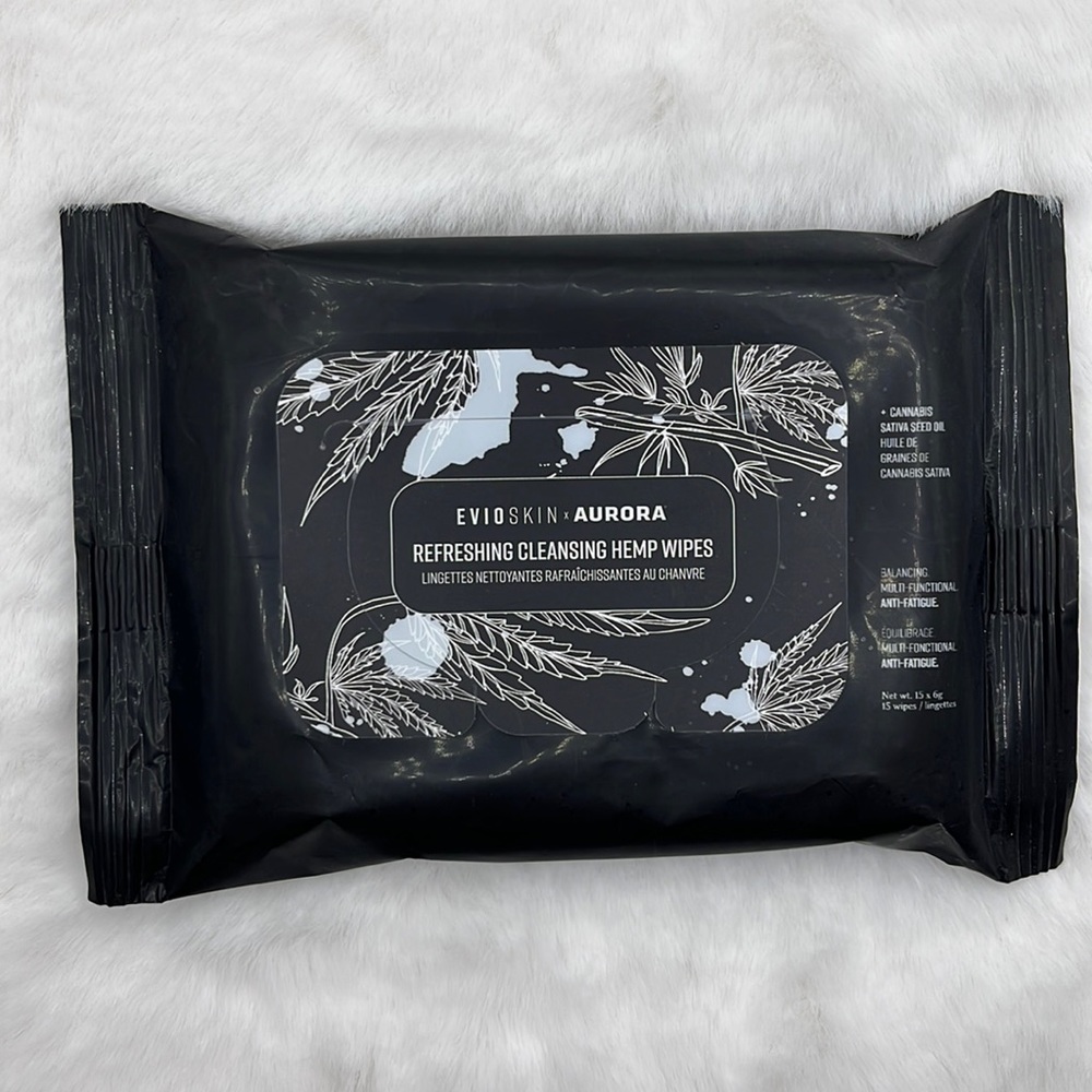 3/$12 Evio Skin X Aurora Refreshing Cleaning Wipes/Makeup Removing Wipes - 15 pk